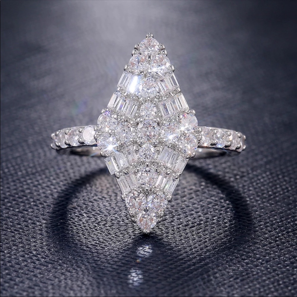 Women 925 Silver White Sapphire Wedding Ring - Picture 9 of 11
